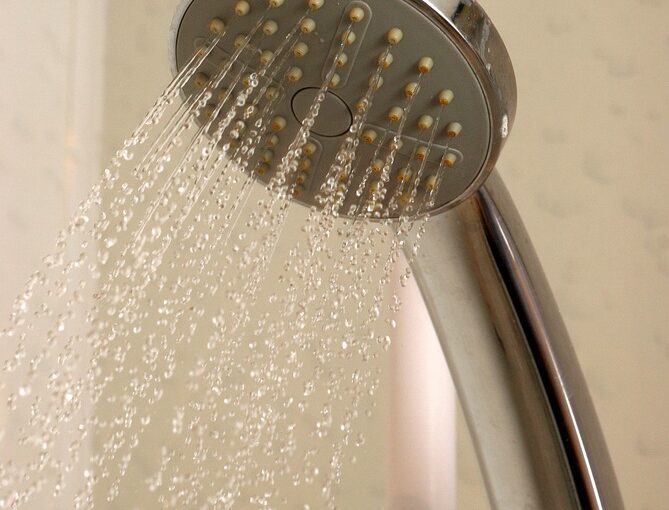 A zuhanyfolyóka internetről is rendelhető