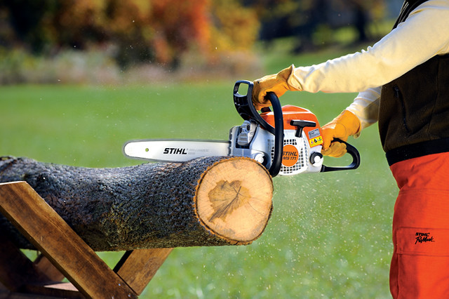 Stihl henger benzinmotoros láncfűrészhez